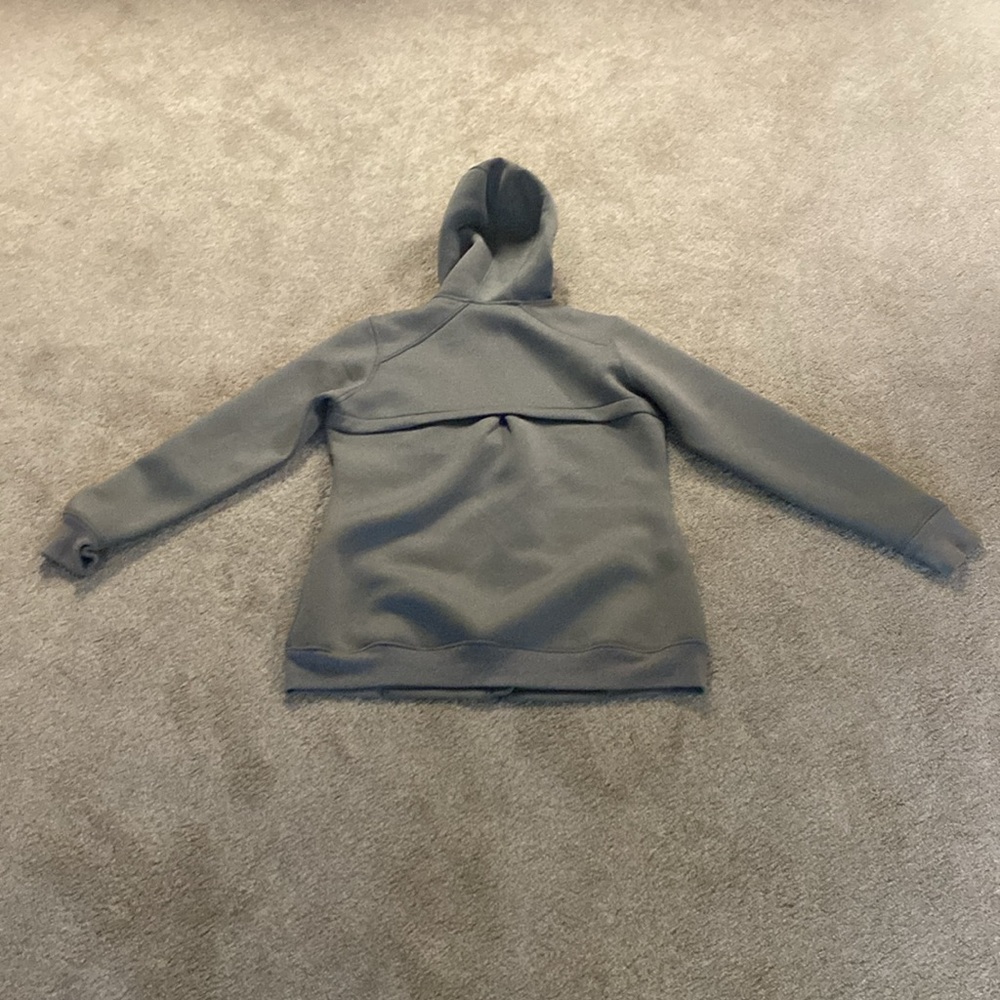 Large jacket - Picture 2 of 2